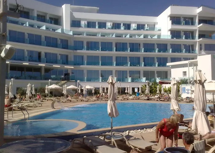 Vrissaki Beach Hotel Protaras